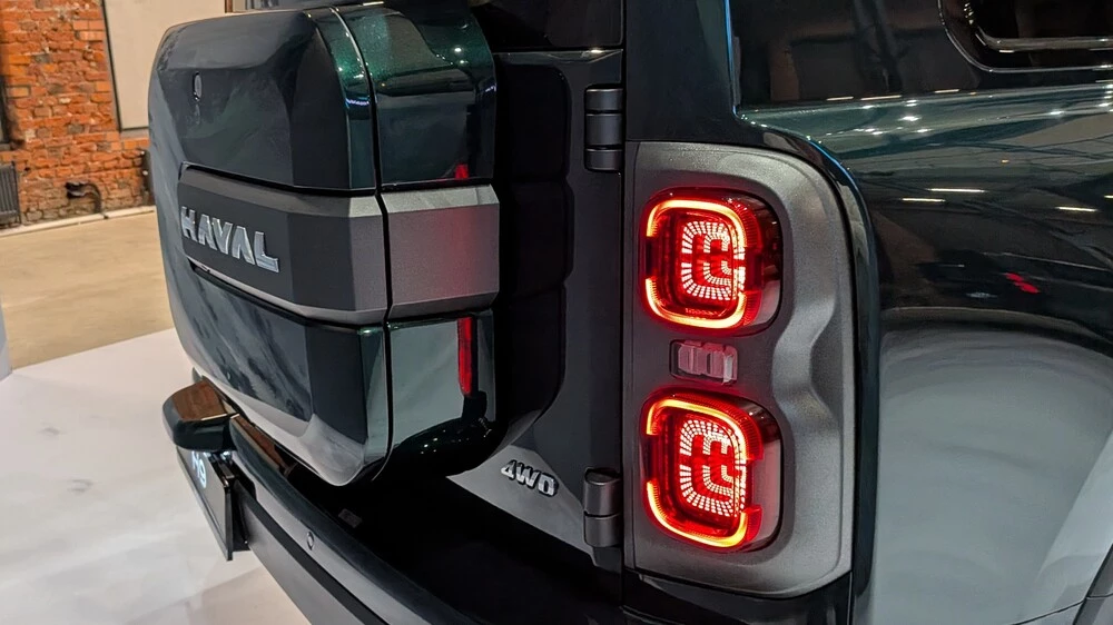 haval h9 обновленный 2026 презентация сзади кофр фонари рисунок