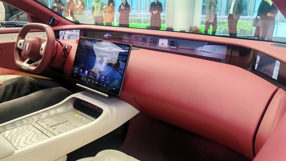 avatr 12 royal edition интерьер в чунцине