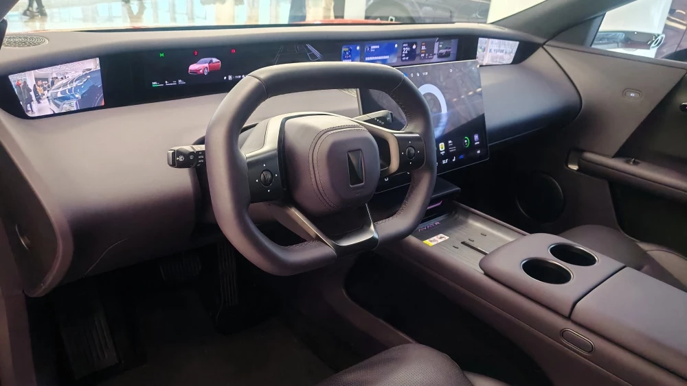 avatr 06 интерьер в чунцине