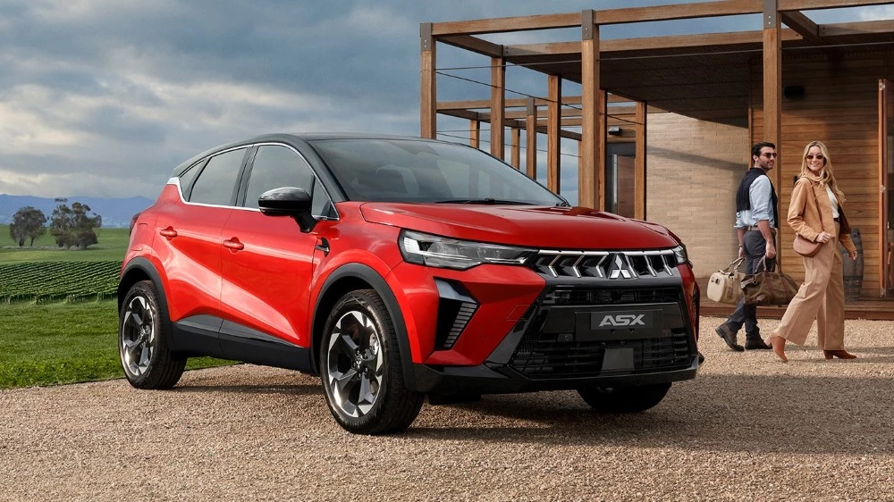 mitsubishi asx спереди сбоку