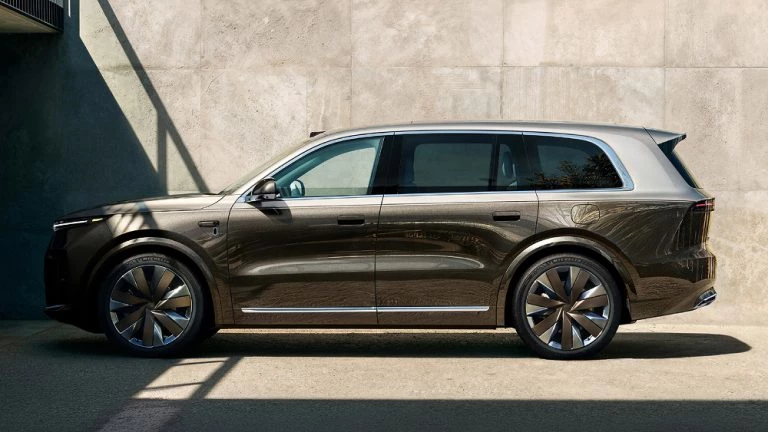 Новый Li Auto L9 livis официально представили в Китае