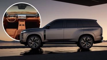 Официальная цена кроссовера GAC S7 стала известна в России предзаказ автомобиль заказать сбоку серый салон рыжий