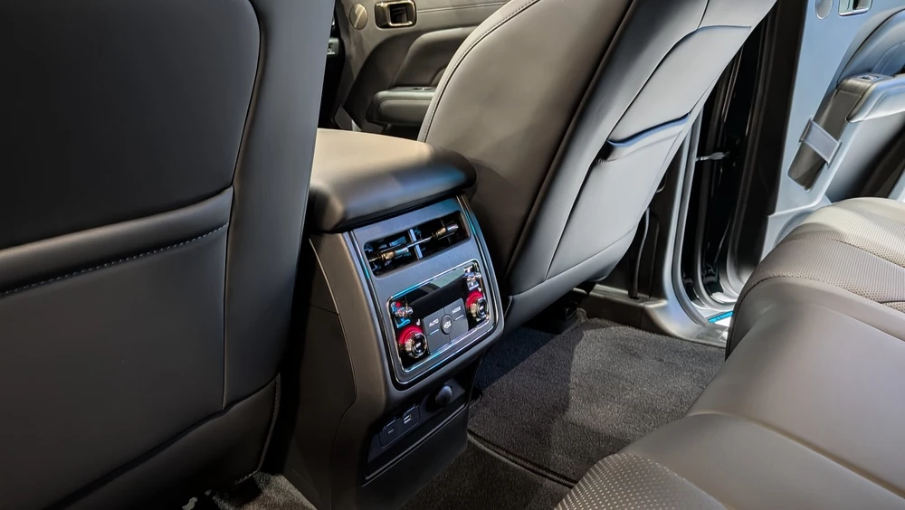 haval h9 обновленный 2026 презентация салон интерьер второй ряд климат дефлекторы