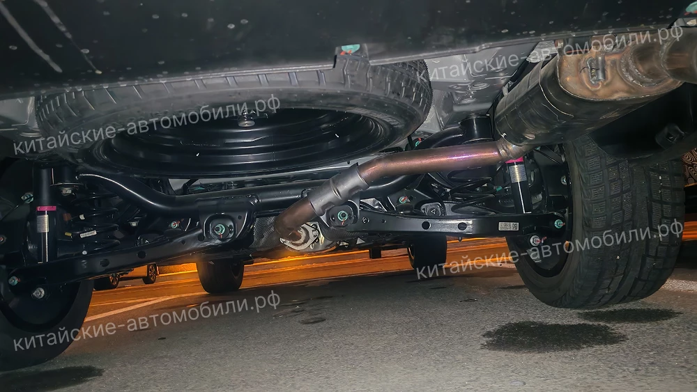 Мы заметили самый крупный кроссовер Chery в Китае шасси задняя ось подвеска