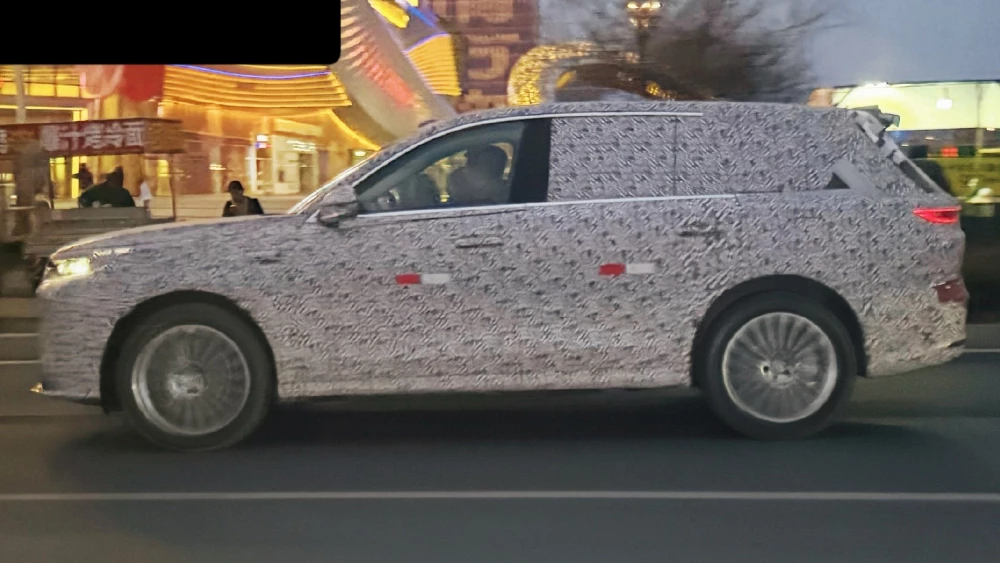 Концерн GWM вывел на тесты конкурента Li Auto L7 wey v8x wey v7x сбоку камуфляж