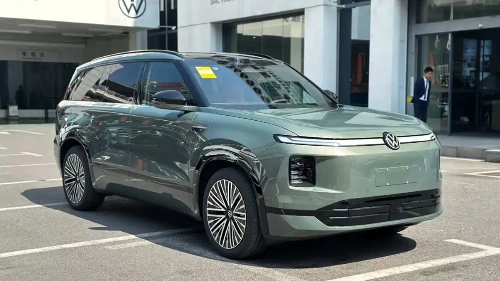 кроссовер volkswagen id.era 9x сбоку спереди
