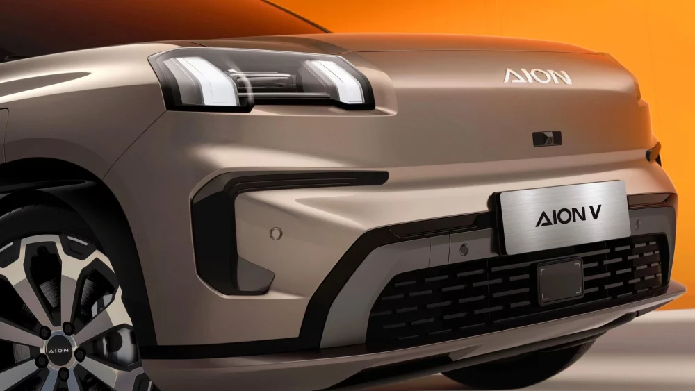 кроссовер gac aion v спереди сбоку официальные изображения