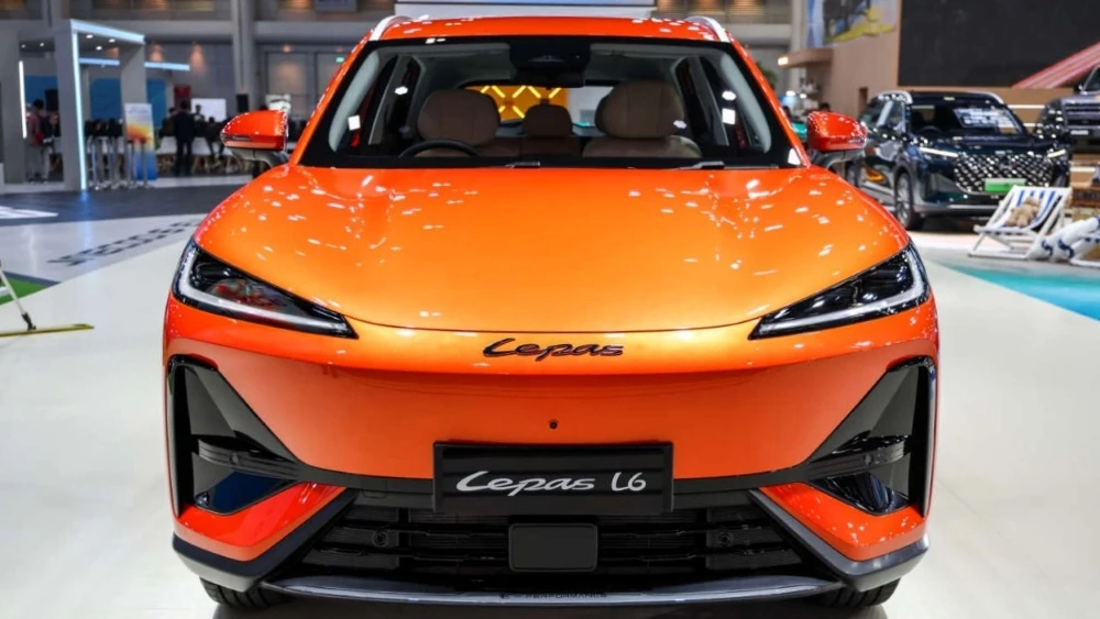 кроссовер lepas l6 спереди в Таиланде электрокар