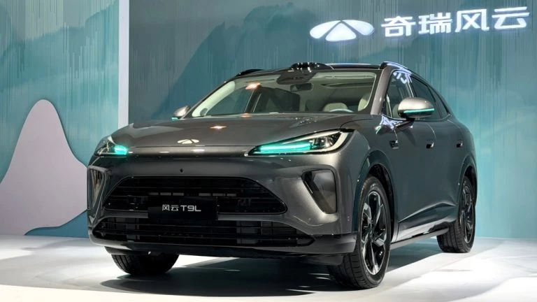 гибридный кроссовер chery fulwin t9l сбоку спереди 2026 предпродажи