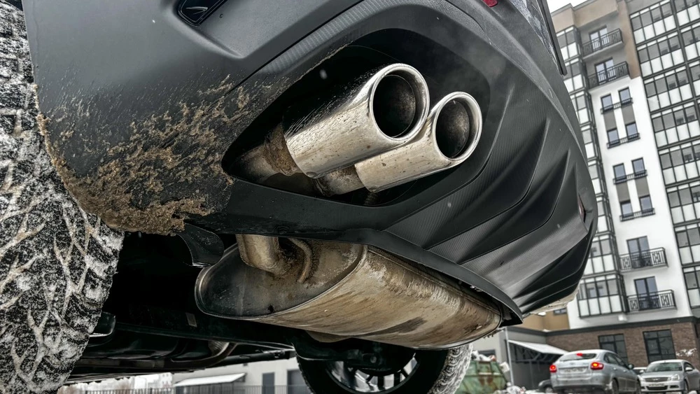 Belgee X50 сзади выхлопная система реальные патрубки