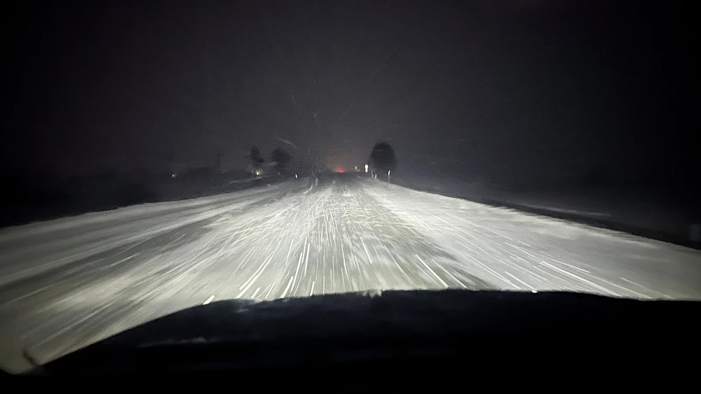 Belgee X70 тест владение салон интерьер свет фар ночью