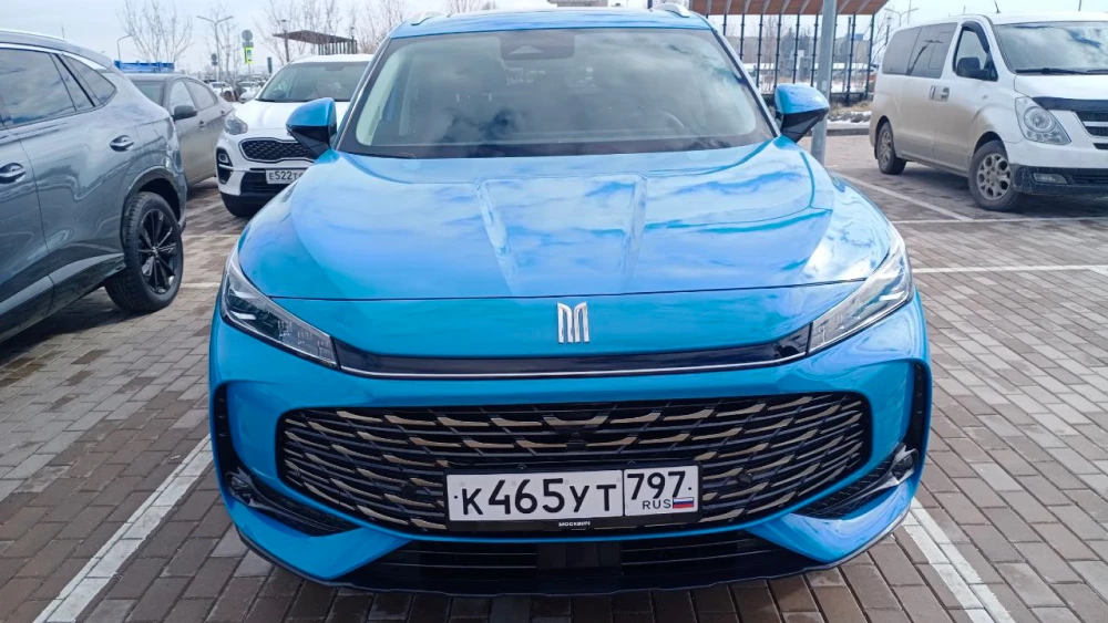 москвич м70 цены комплектации кроссовер спереди