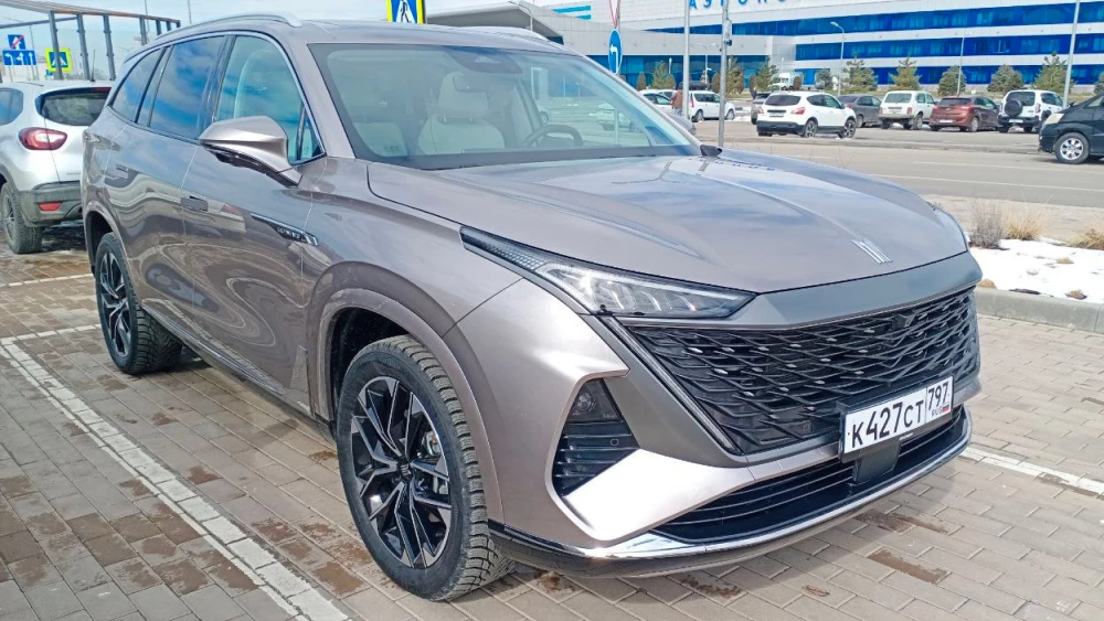 москвич м90 цены комплектации кроссовер сбоку спереди