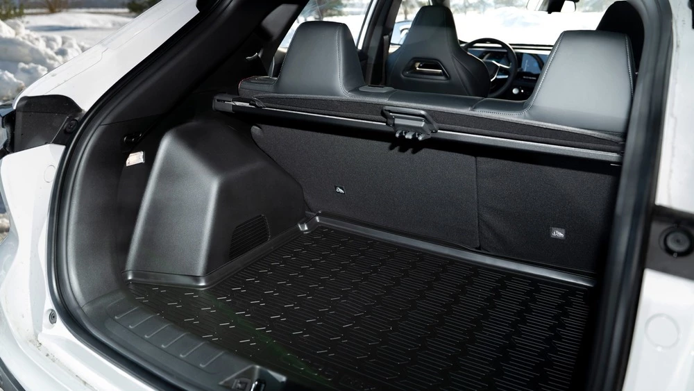 Changan CS35 Max салон интерьер багажник