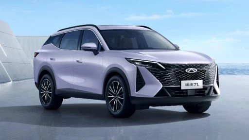 Новый Chery Tiggo 7L приготовили к старту продаж в Китае omoda c7