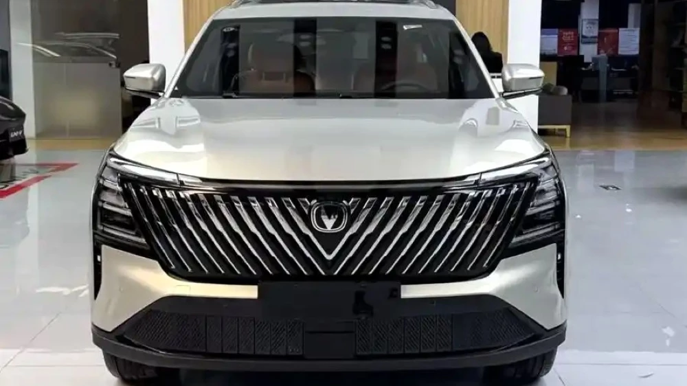 changan cs75 plus hev в китае кроссовер спереди гибрид