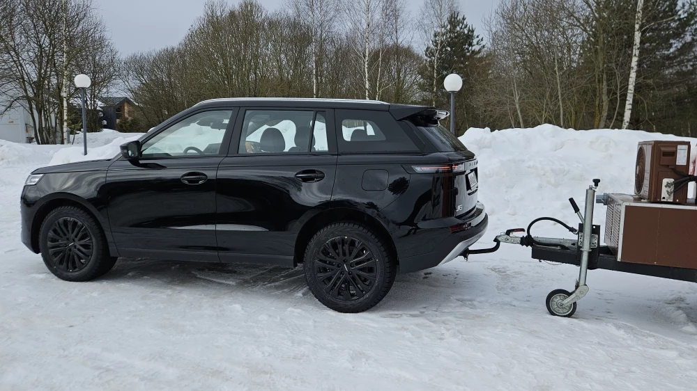 Jaecoo J6 J7 сбоку фаркоп