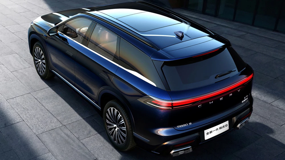 Обновленный кроссовер Chery Tiggo 9 сзади сбоку сверху