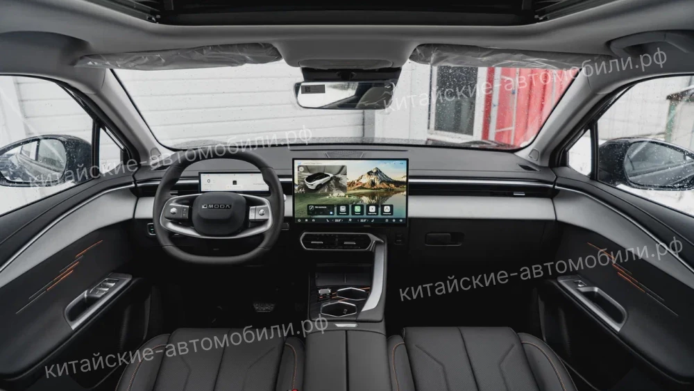 Новый кроссовер Omoda C5 появился у дилеров салон черный серый