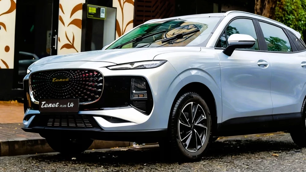 кроссовер lepas l4 tenet plus спереди сбоку