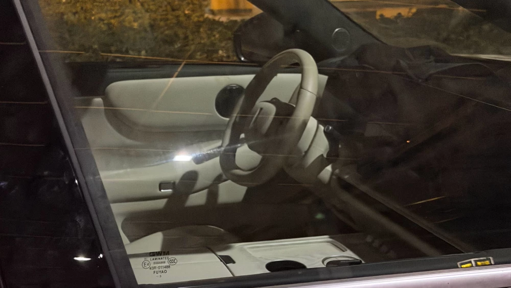 кроссовер gwm wey v9x салон белый