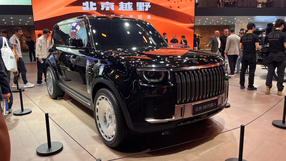Новинки BAIC представили на автосалоне в Пекине baic city hunter сбоку спереди черный