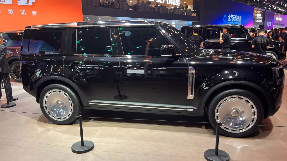 Новинки BAIC представили на автосалоне в Пекине baic city hunter сбоку черный