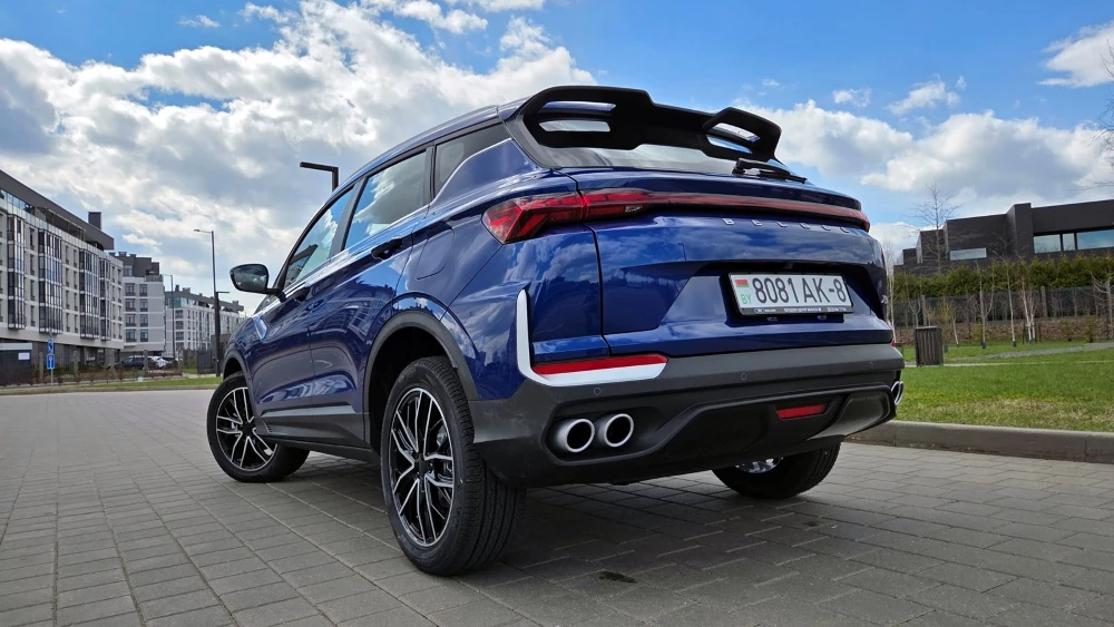 Belgee X50+ сзади спереди