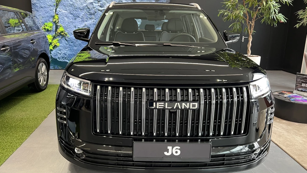 Цены Jeland J6 официально назвали в России кроссовер спереди черный