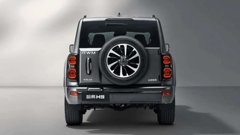 внедорожник haval h9 2026 модельного года сзади в Китае