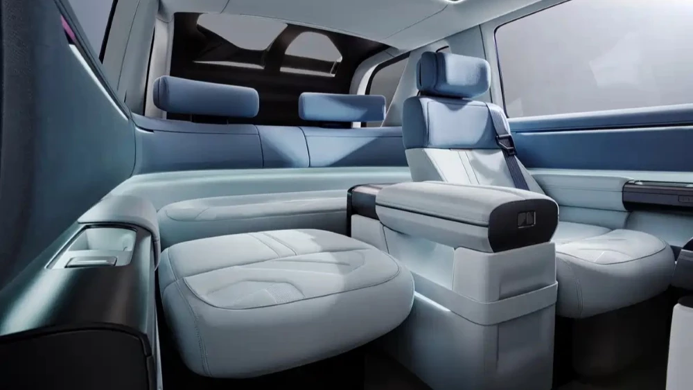 Freelander Concept 97 салон интерьер второй и третий ряд