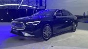 Цены Geely Galaxy Starshine 7 назвали в Китае гибридный седан полный привод сбоку спереди черный