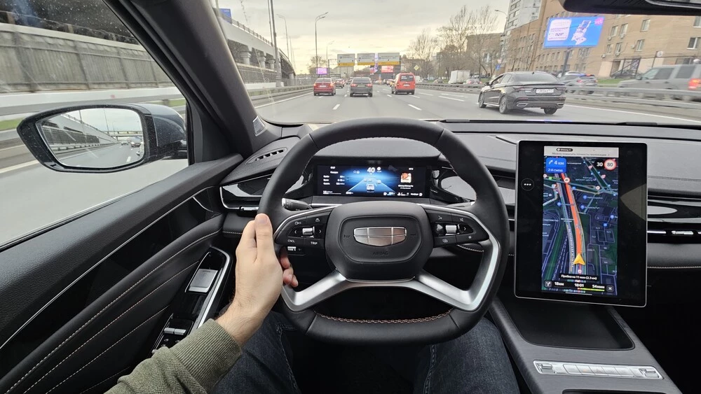 Geely Preface 150 л.с. салон интерьер водитель за рулем