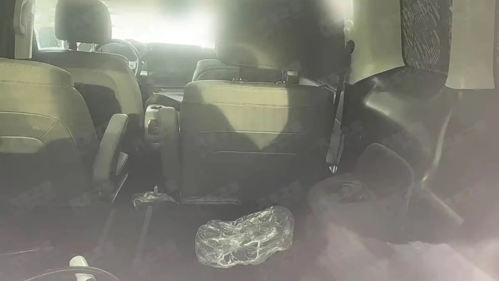 Новый внедорожник Haval H10 анонсировали в Китае салон шесть мест