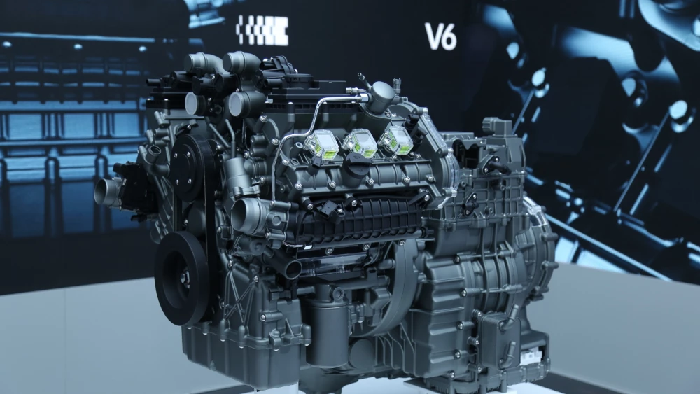 пекинский автосалон в пекине 2026 geely renault v6 3 литра