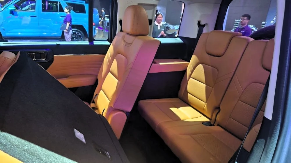 кроссовер haval v7 plus в пекине салон интерьер raptor