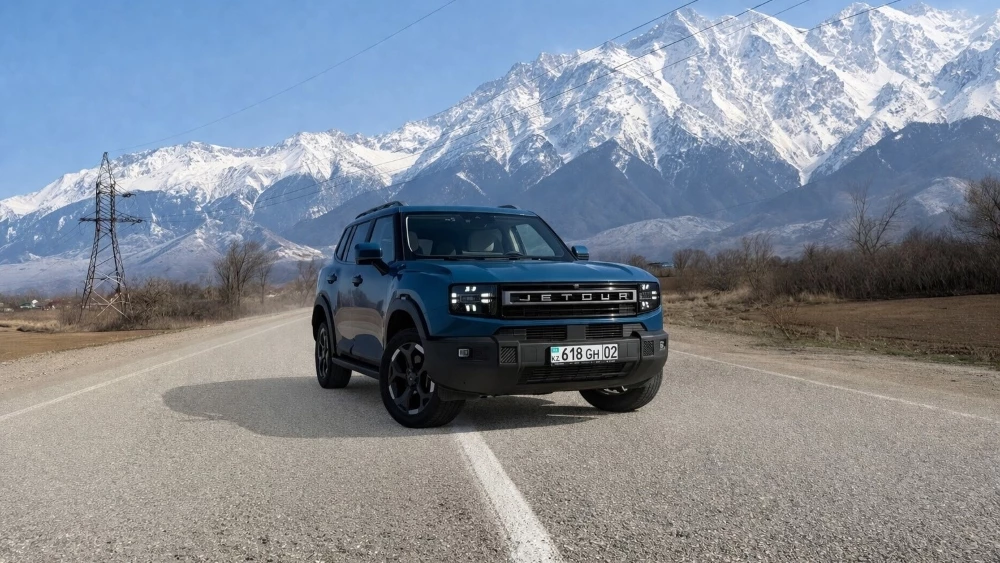 Jetour T1 тест в Казахстане сбоку спереди