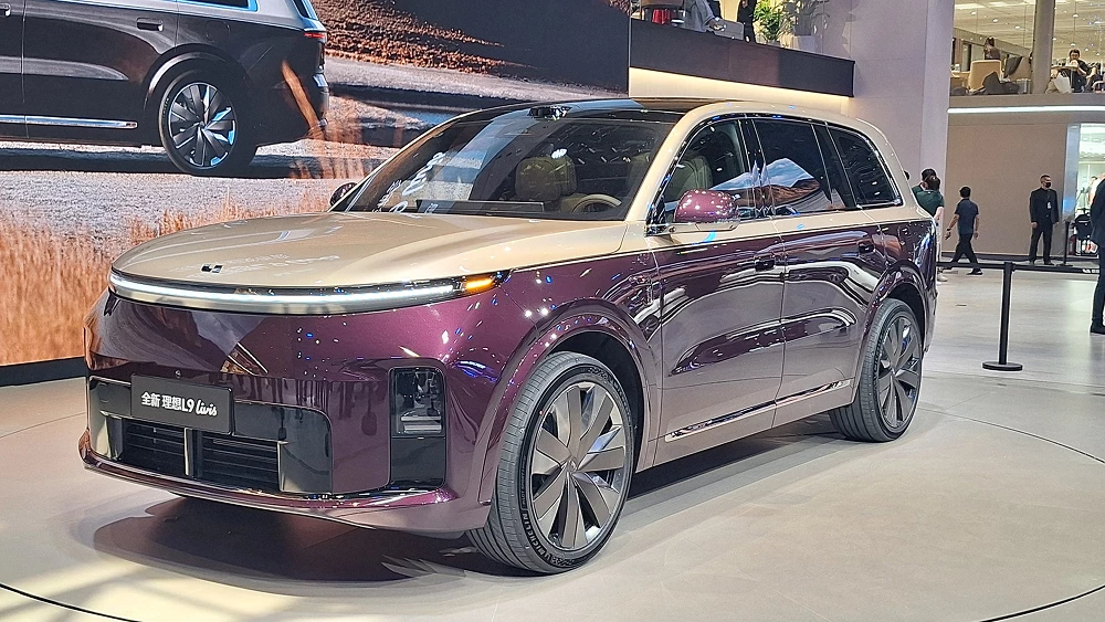 Li Auto L9 Livis и другие премьеры Пекина кроссовер сбоку спереди пекинский автосалон