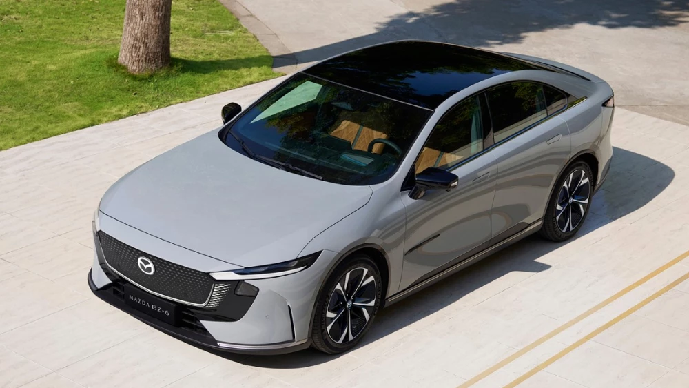 Два китайских автомобиля наградили в премии World Car Awards mazda ez-6 changan седан сбоку середи серый