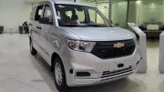 Новый Chevrolet Damas появился у дилеров в Узбекистане сбоку спереди серый