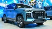кроссовер chery tiggo v в Пекине спереди сбоку