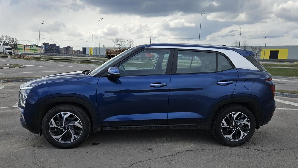 Solaris HC Hyundai Creta тест сбоку
