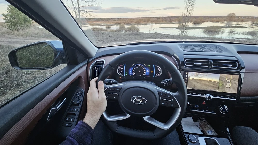 Solaris HC Hyundai Creta тест салон интерьер водитель за рулем