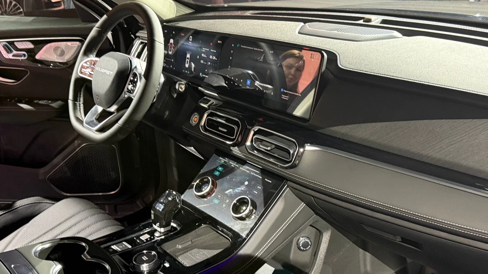 Soueast S09 в Казахстане салон интерьер