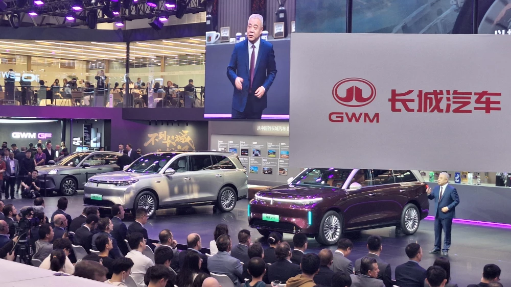 gwm wey v9x кроссовер сбоку спереди пекинский автосалон 2026