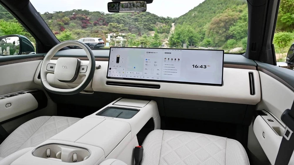 li auto l9 кроссовер салон интерьер новое поколение livis