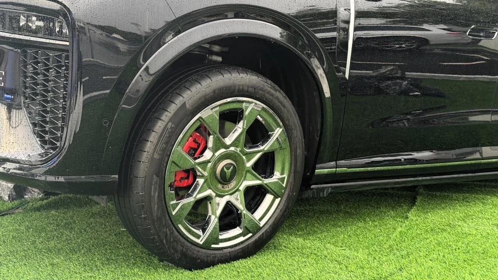 старт продаж voyah taishan x8 колёсные диски кроссовер