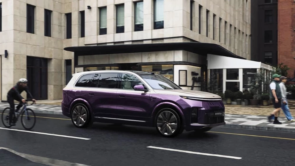 li auto l9 кроссовер сбоку спереди новое поколение