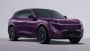 Кроссовер Avatr 07L каталог сбоку спереди
