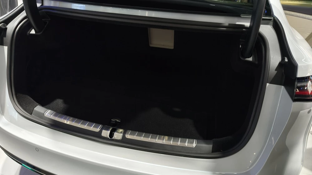 BYD Seal 08 Пекинский автосалон салон интерьер багажник